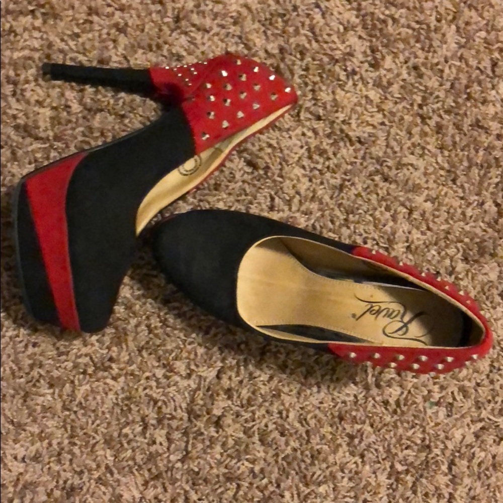 Heels!